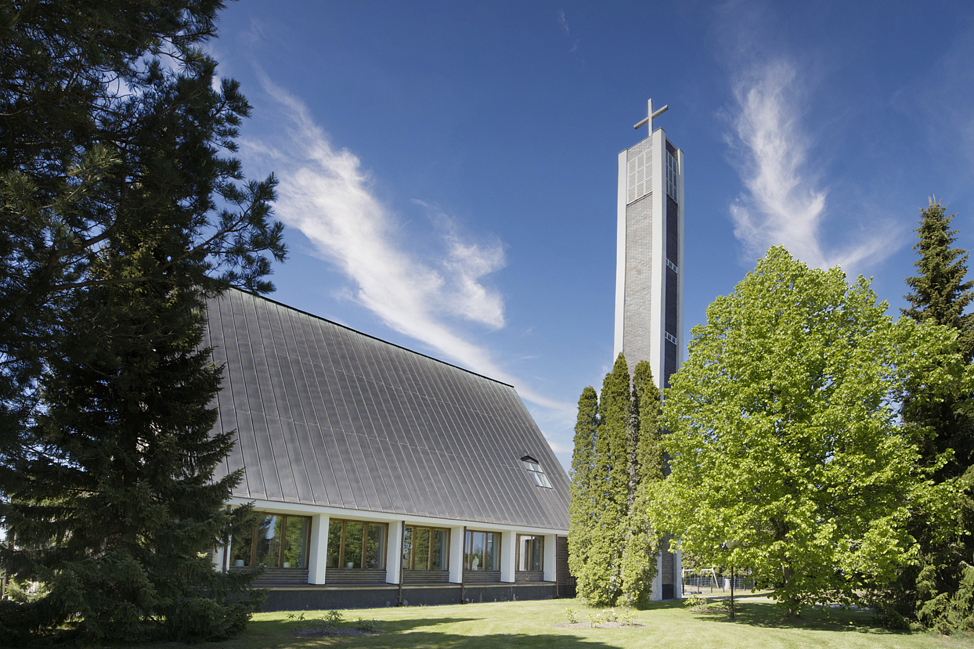 Länsi-Porin kirkko 