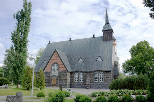 Pomarkun kirkko Kesäkuva Pomarkusta kivikirkosta