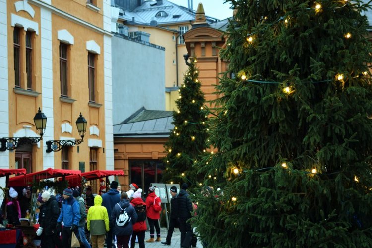 Retki Vanhan suurtorin joulumarkkinoille Turkuun Retki Vanhan suurtorin joulumarkkinoille Turkuun