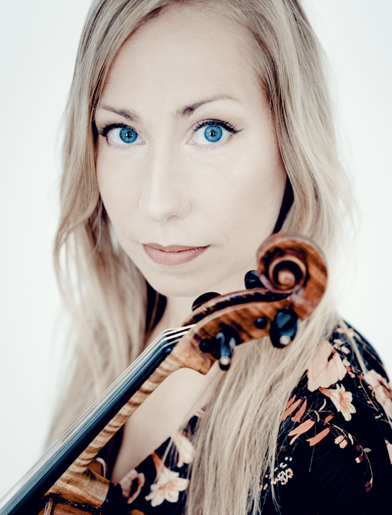 Keski-Porin kirkon iltamusiikki, Aarre Merikannon unohdetut viulu - pianoteokset Sylvia Hurttia